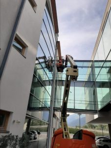 Fenster- und Glasfassadenreinigung bei V.I.P.